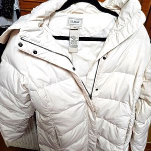 L.L BEAN women's large cream color parka
